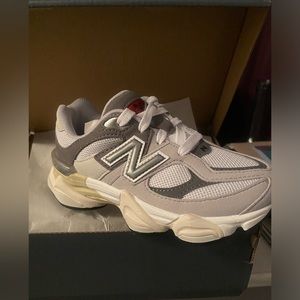 NEW Balance 9060 Grey In A 1 For Little Boy/Girl BRAND NEW NEVER WORN